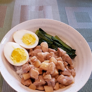 お家で手軽に！魯肉飯丼（ルーローハン）